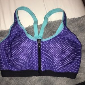 Victoria Secret sports bra
